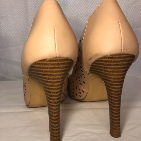 Restricted Laser Cut Long Island Heels, Blush/Nude - Picture 6 of 8